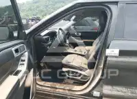 2022 Ford EXPLORER photo