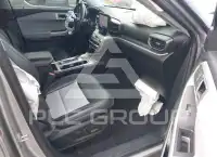 2022 Ford EXPLORER photo