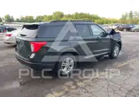 2022 Ford EXPLORER photo