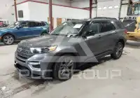 2022 Ford EXPLORER photo