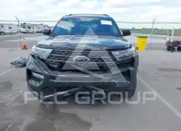 2022 Ford EXPLORER photo