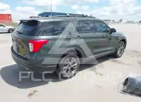 2022 Ford EXPLORER photo