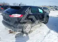 2022 Ford EDGE photo