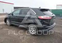 2022 Ford EDGE photo