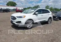 2022 Ford EDGE photo