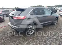2022 Ford EDGE photo