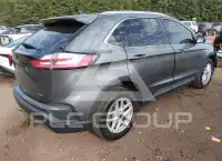 2022 Ford EDGE photo