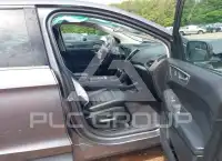 2022 Ford EDGE photo