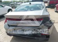 2022 Hyundai Elantra photo