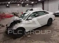 2022 Hyundai Elantra фото