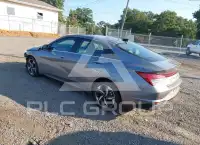 2022 Hyundai Elantra фото