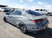 2022 Hyundai Elantra photo