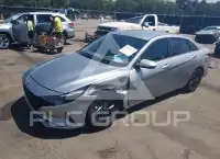 2022 Hyundai Elantra фото