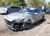 2022 Hyundai Elantra фото