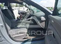 2022 Hyundai Elantra фото
