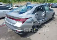 2022 Hyundai Elantra фото