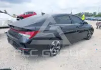 2022 Hyundai Elantra фото