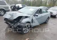 2022 Hyundai Elantra photo