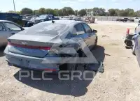 2022 Hyundai Elantra фото