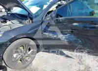 2022 Hyundai Elantra фото