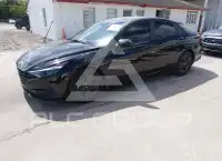 2022 Hyundai Elantra фото