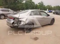 2022 Hyundai Elantra фото