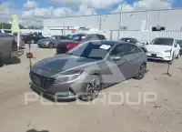 2022 Hyundai Elantra photo