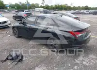 2022 Hyundai Elantra фото