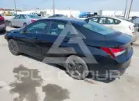 2022 Hyundai Elantra фото
