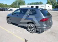 2022 Volkswagen Tiguan фото