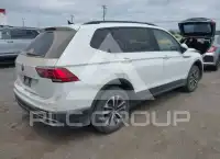 2022 Volkswagen Tiguan photo