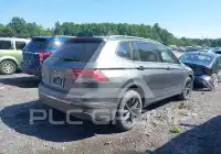 2022 Volkswagen Tiguan фото