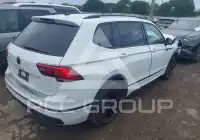2022 Volkswagen Tiguan фото