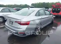 2022 Volkswagen Jetta фото
