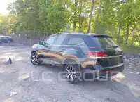 2022 Volkswagen Atlas photo