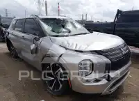 2023 Mitsubishi OUTLANDER photo