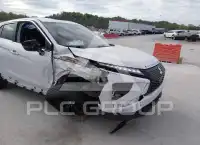 2023 Mitsubishi ECLIPSE фото