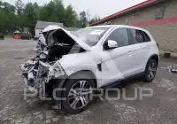 2023 Mitsubishi OUTLANDER фото