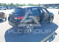 2023 Mitsubishi OUTLANDER photo