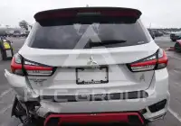 2023 Mitsubishi OUTLANDER photo