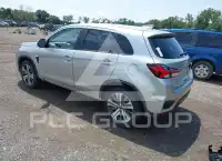 2023 Mitsubishi OUTLANDER фото