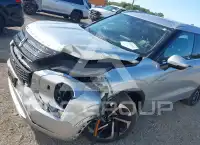 2023 Mitsubishi OUTLANDER фото