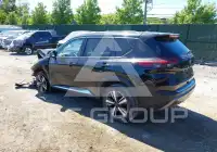 2023 Nissan ROGUE фото
