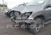 2023 Nissan TITAN фото