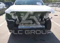 2023 Nissan TITAN фото