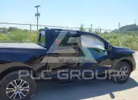 2023 Nissan TITAN фото
