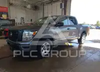 2023 Nissan TITAN фото