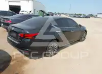 2023 Nissan ALTIMA photo