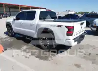 2023 Nissan FRONTIER фото