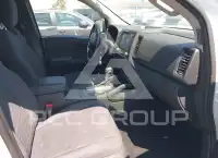 2023 Nissan FRONTIER photo